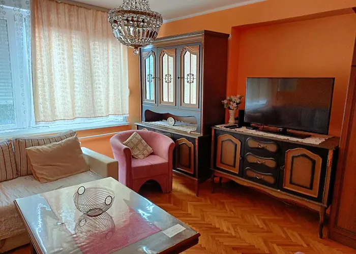 2 Bedroom Apartment, Grbavicka