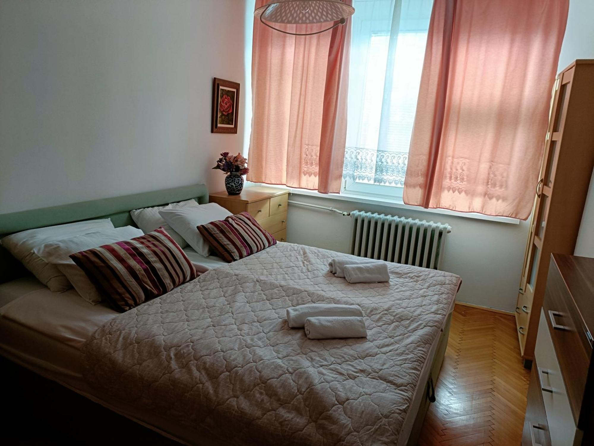 Apartamento 2 Bedroom Apartment, Grbavicka